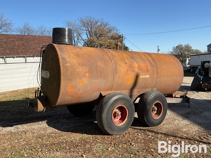 better-built-3150-am-liquid-manure-spreader-image-5