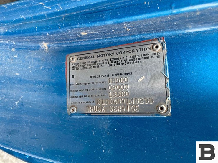 chevrolet-cheyenne-truck---caution-image-30