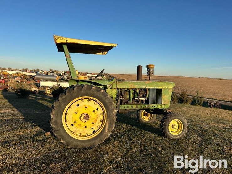 john-deere-4010-image-4