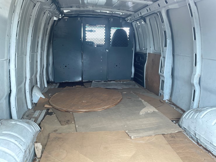 chevrolet-3500-image-14