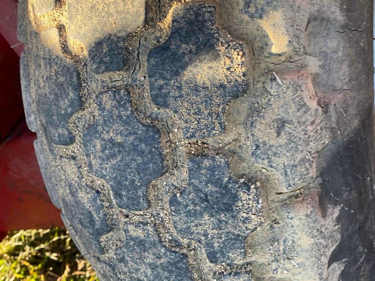 case-ih-1350-image-41