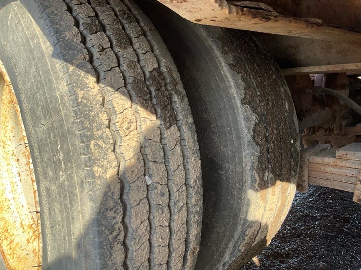 #2100-•-1967-beaver-flatbed-semi-trailer-image-42