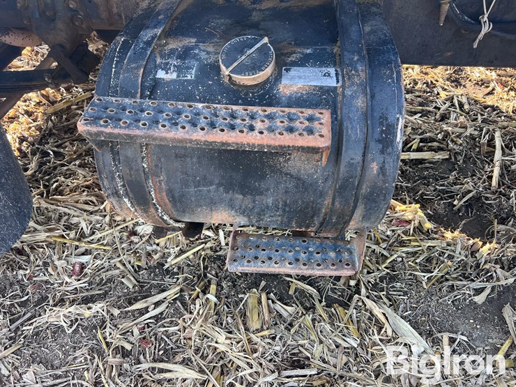 ford-lt8000-image-15