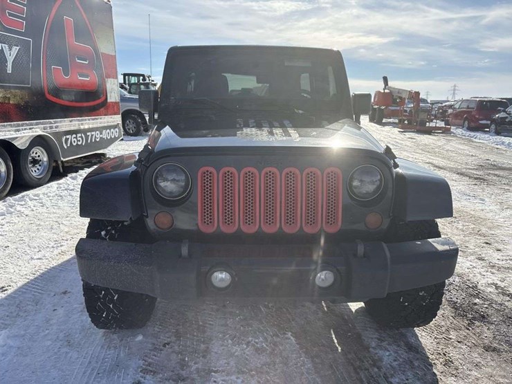 2012-jeep-wrangler-image-7