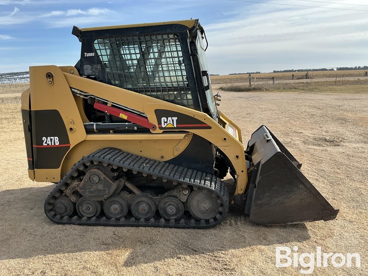 caterpillar-247b-image-4