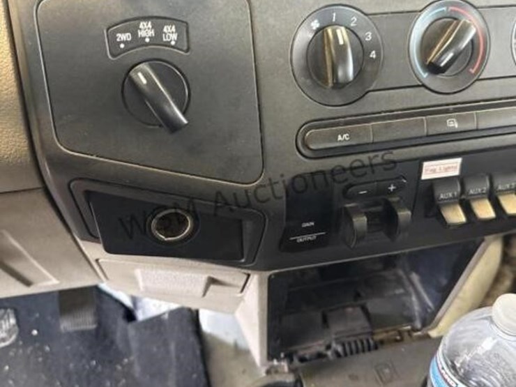 2008-ford-f250-image-23