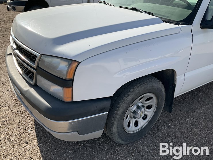 2006-chevrolet-1500-image-9