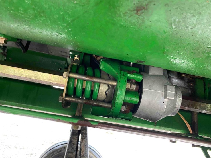 john-deere-608c-image-38