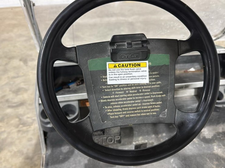 #2350-•-electric-golf-cart*-image-5