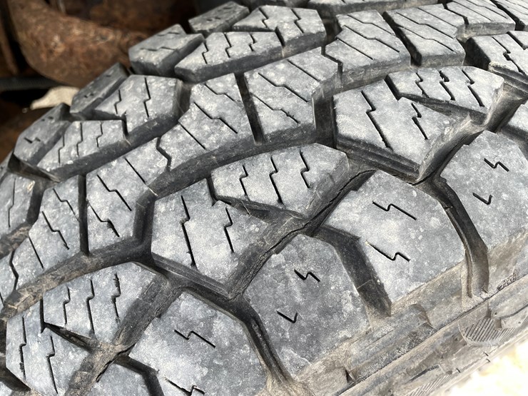 chevrolet-silverado-1500hd-image-114