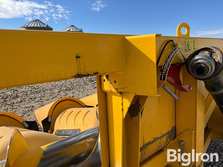 new-holland-980cr-image-12