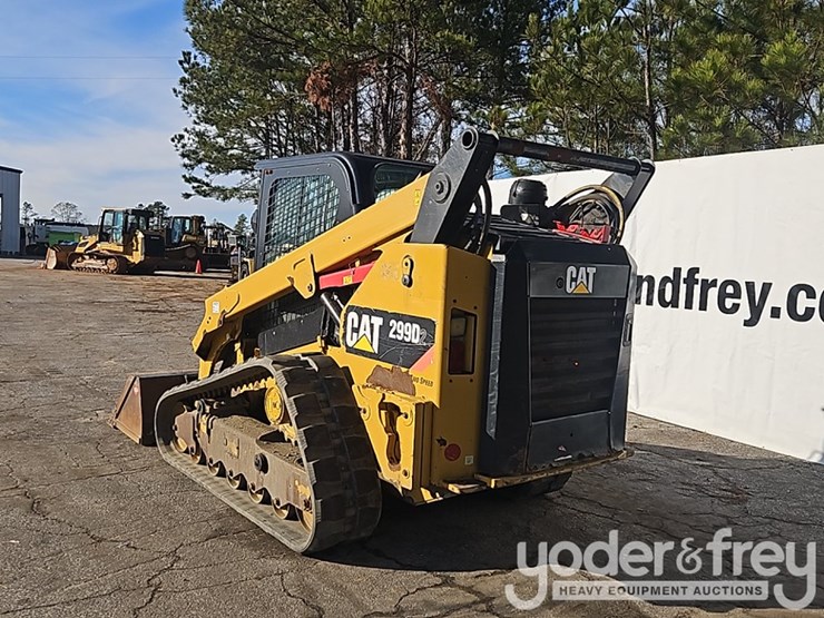 2017-caterpillar-299d2-image-3