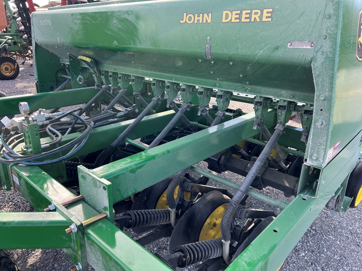 john-deere-750-image-4