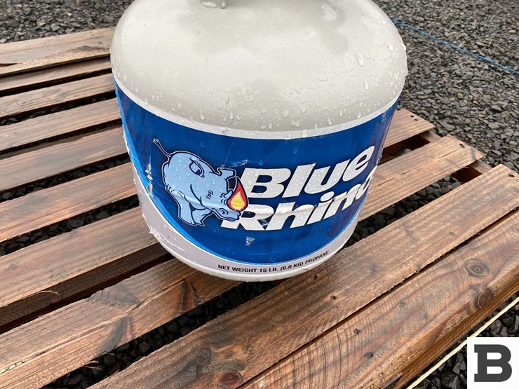 dyna-glo-tt30000m-propane-heater-w/blue-rhino-15lb-propane-tank-image-6