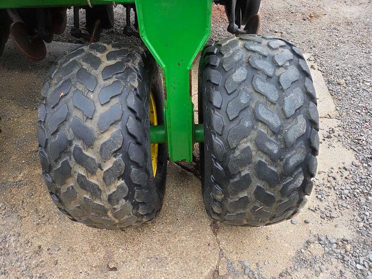 john-deere-1990-image-26