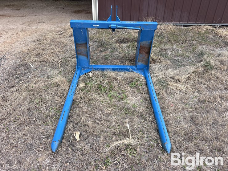 bohnert-3-pt-bale-mover-image-2