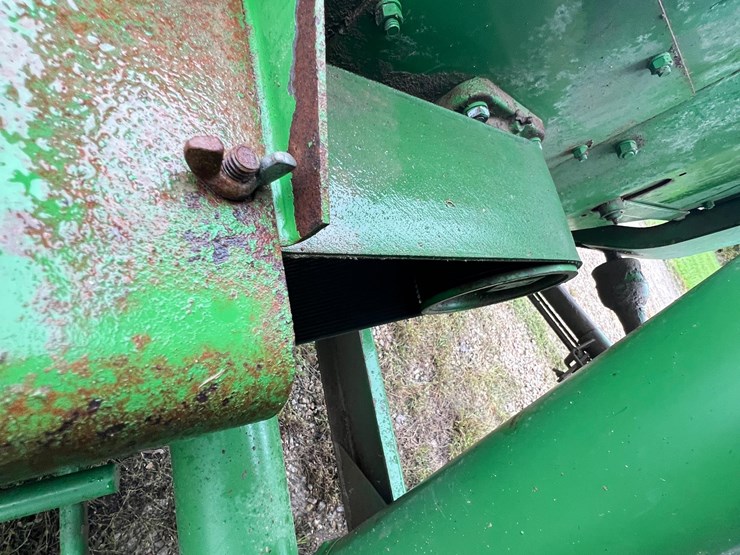 john-deere-400-image-15