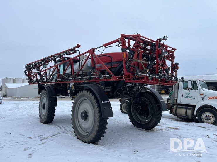 case-ih-patriot-3340-image-11