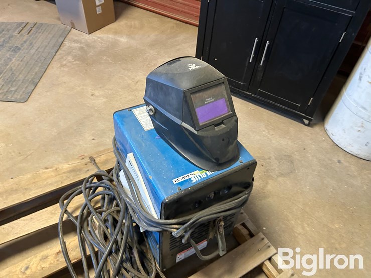 miller-thunderbolt-xl-stick-welder-image-4