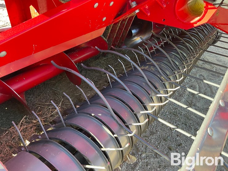 massey-ferguson-1840-image-9