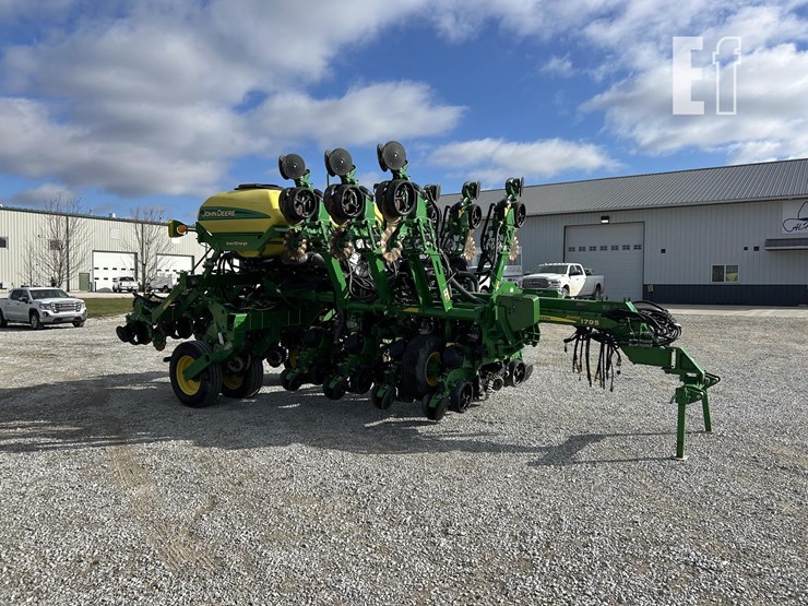 john-deere-1795-image-7