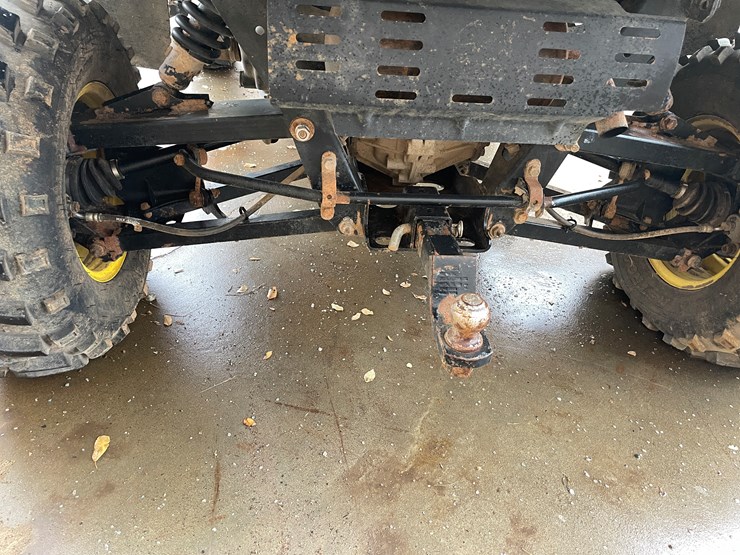 john-deere-gator-image-8