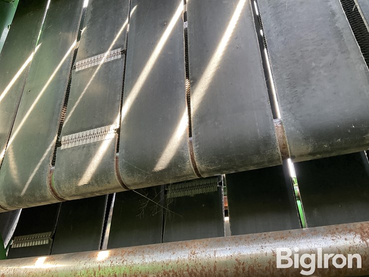 john-deere-566-image-18