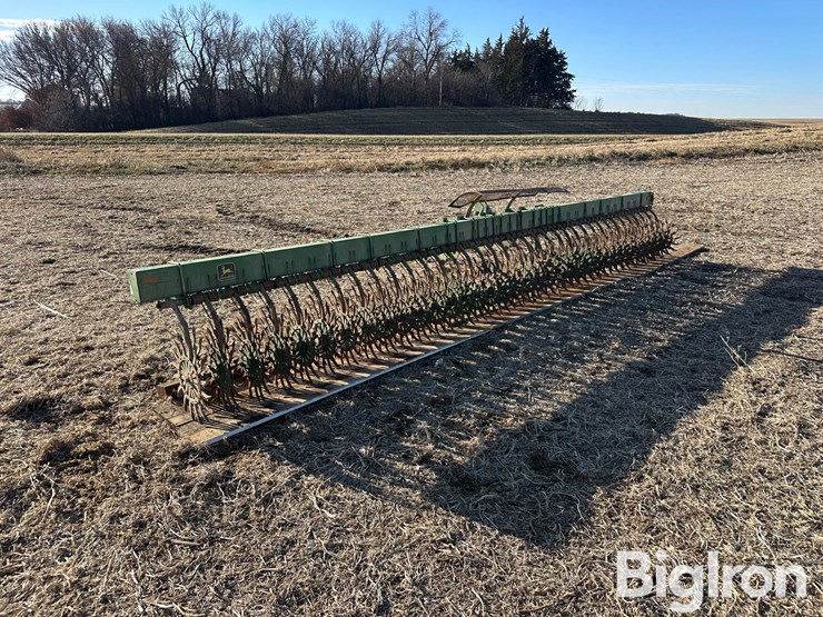 john-deere-400-image-7