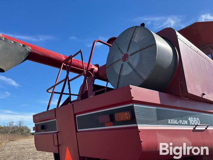 case-ih-1660-image-10