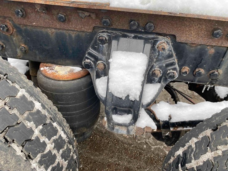 2016-kenworth-t400-image-16