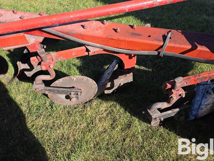 international-510-image-16