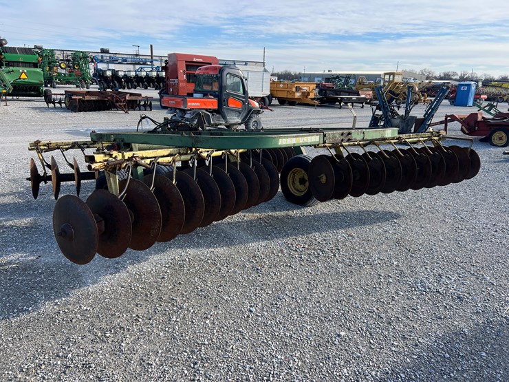 john-deere-210-image-7