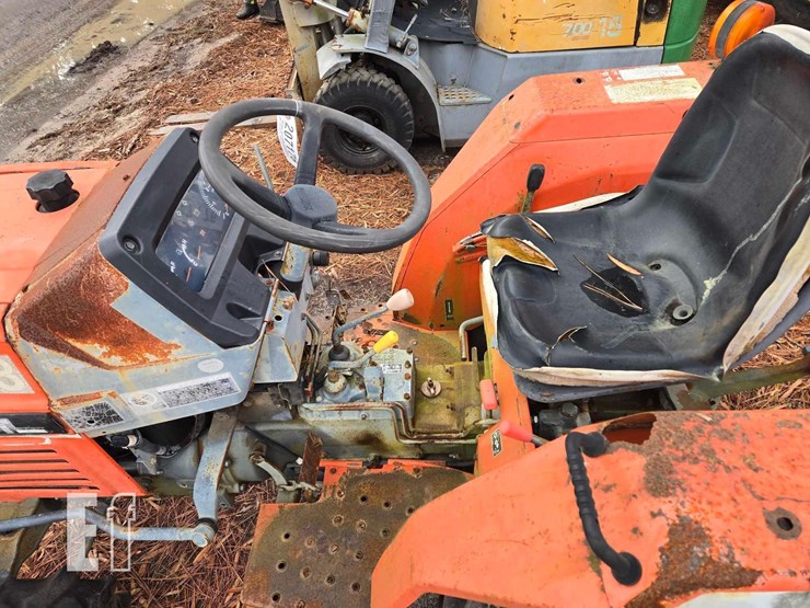 kubota-l3000f-image-8