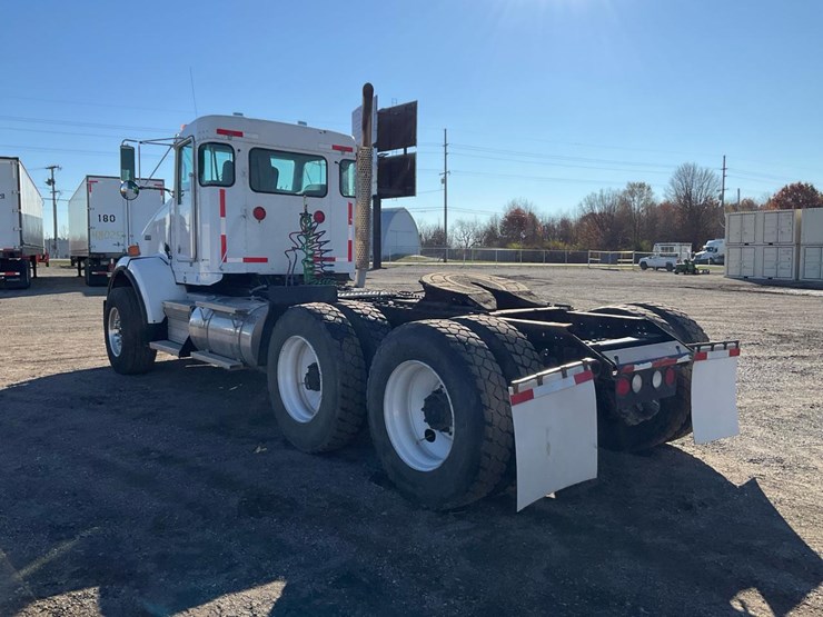 kenworth-t800-image-3