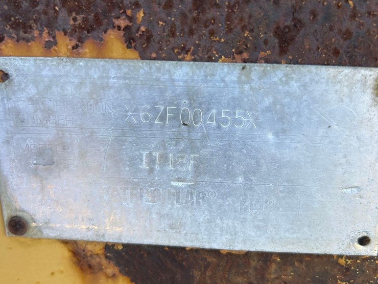 caterpillar-it18-image-26