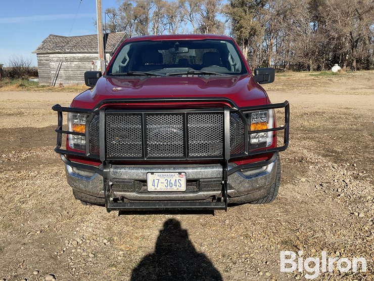 ford-f150-xlt-image-2