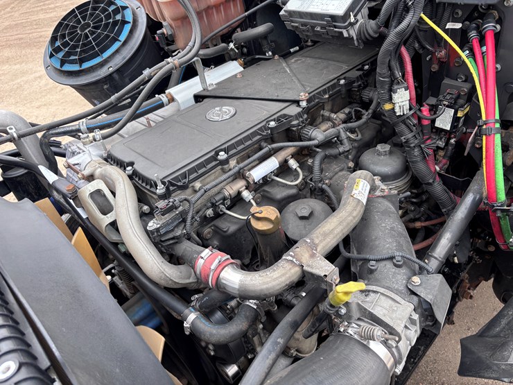 western-star-4700-image-21