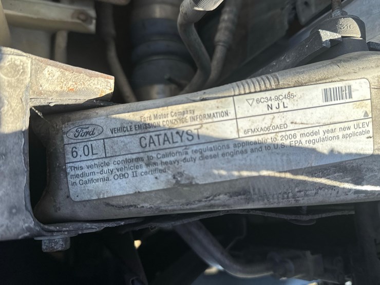 2006-ford-f350-xl-image-17