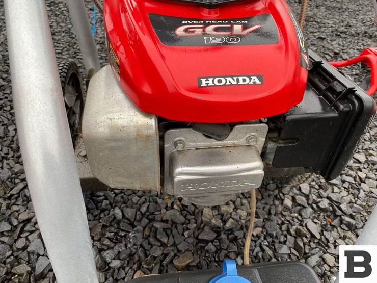 homelite-pressure-washer-image-7