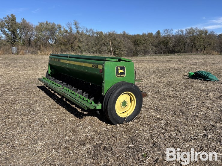 john-deere-452-image-5