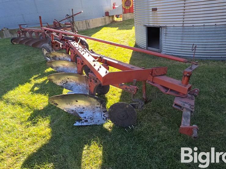 international-510-image-3