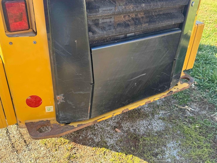 caterpillar-236d-image-12