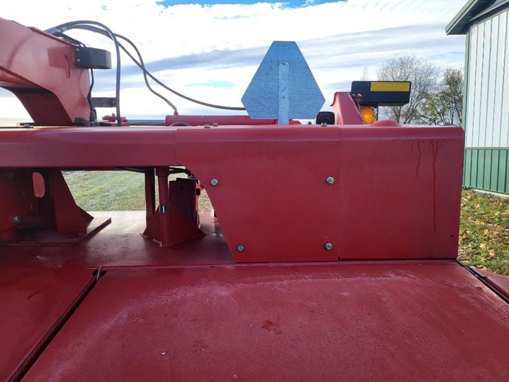 new-holland-1431-image-18