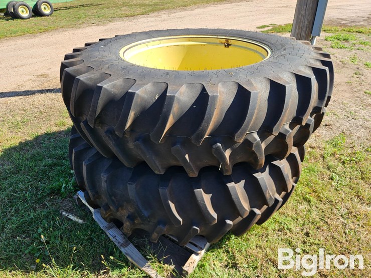 john-deere-4630-image-2