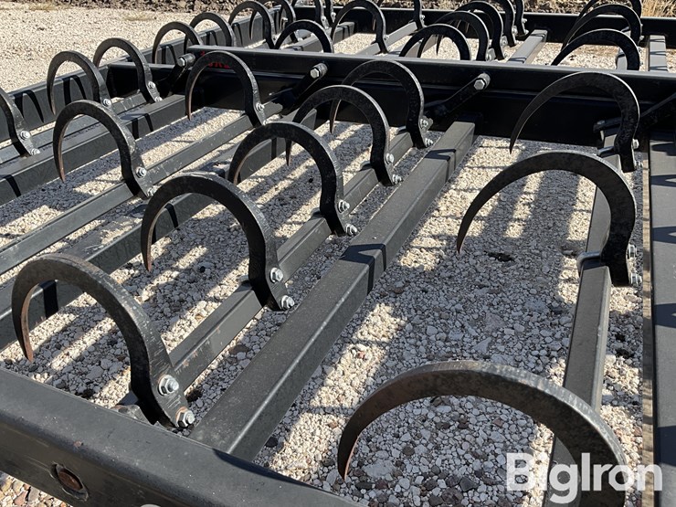 new-holland-99-image-14