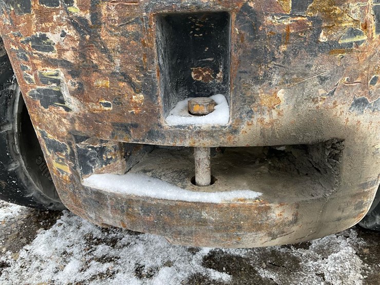 mitsubishi-fg30-image-31