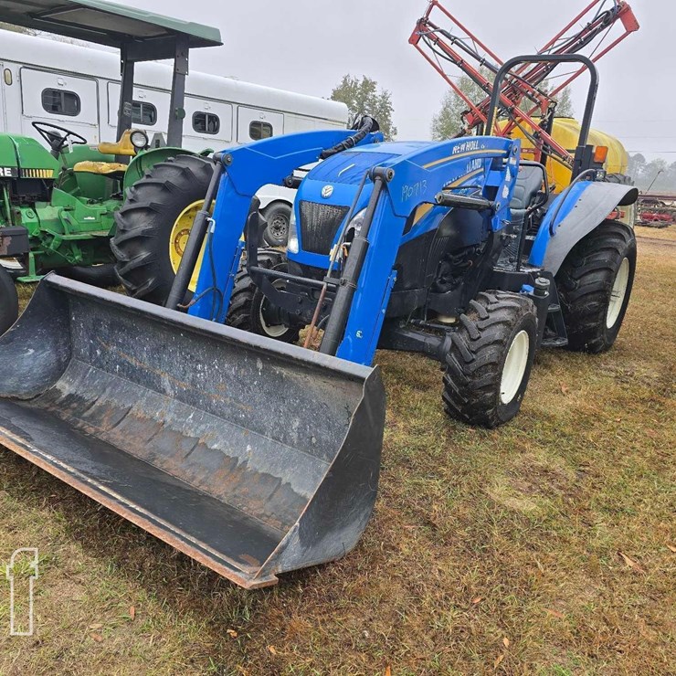 NEW HOLLAND WORKMASTER 105