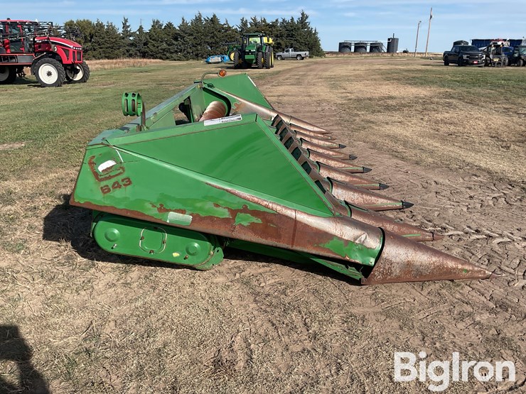 1992-john-deere-643-image-4