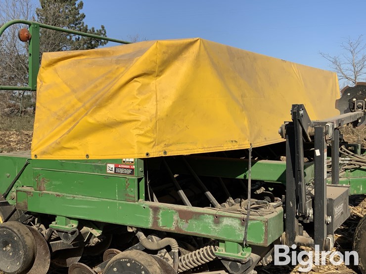 john-deere-750-image-11