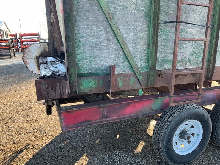 #2300-•-sawdust-trailer-image-35